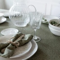 Laura Ashley Tafelkleed Sage Groen Wild Clematis 140x240cm -Laura Ashley 1000093099 0102