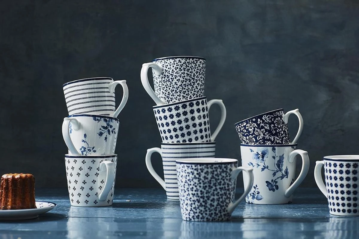 Laura Ashley Beker Floris 32 cl Laura Ashley Beker Floris 32 Cl -Laura Ashley 1200x800 1